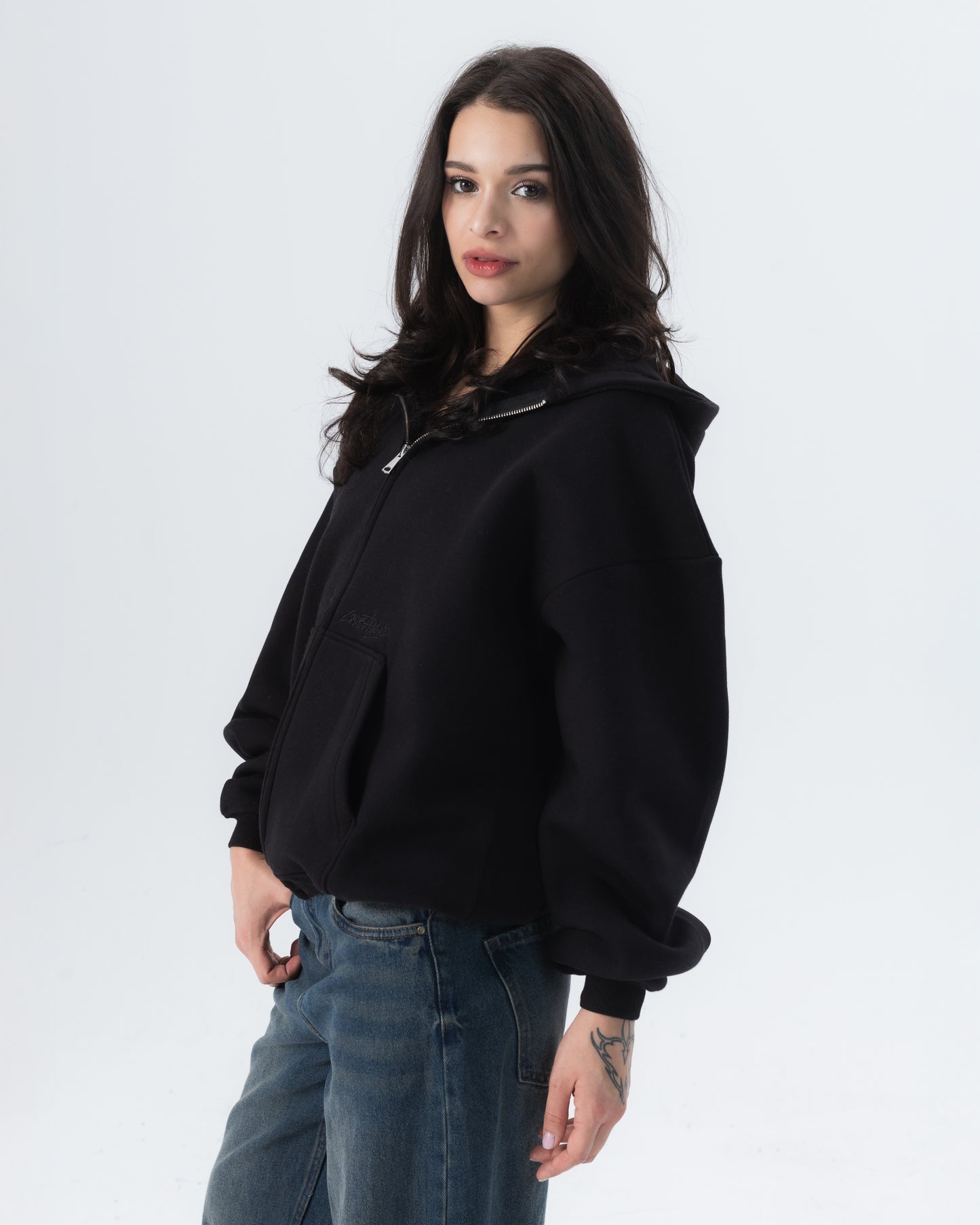 CRYSTALAND ESSENTIAL BLACK ZIP HOODIE