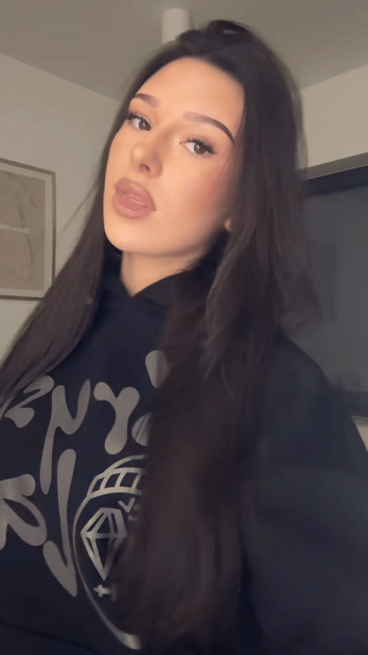 CRYSTALAND BLACK HOODIE