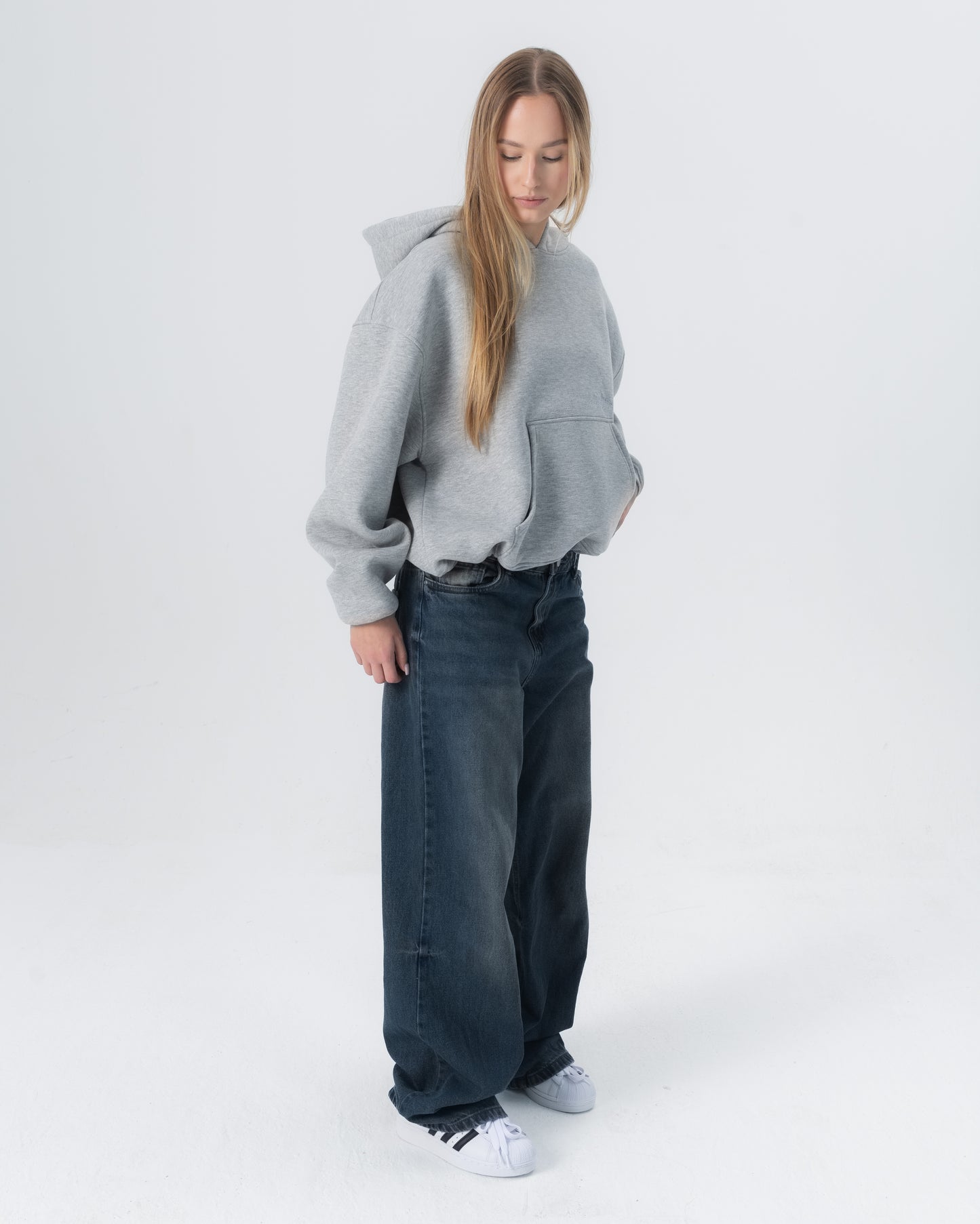 CRYSTALAND ESSENTIAL GREY HOODIE